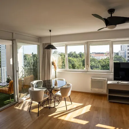 Apartman Avantgarde 5 Min Walk Beach&old Town Zára