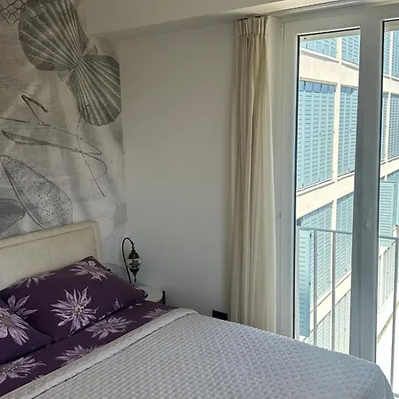 Avantgarde 5 Min Walk Beach&old Town Apartment