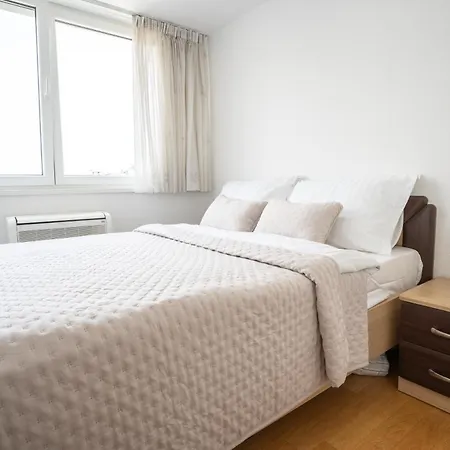 Avantgarde 5 Min Walk Beach&old Town Apartment Zadar